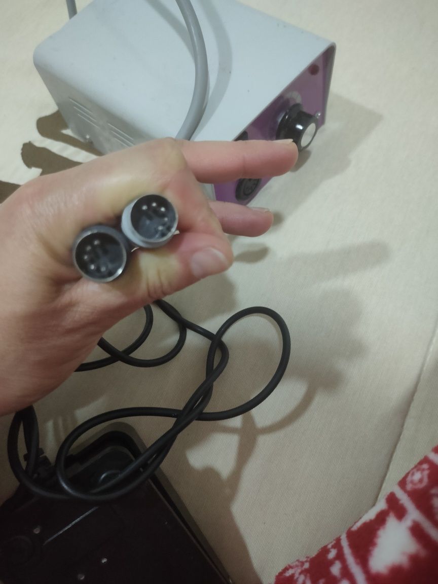 Vendo Broca Profissiona de unhasl com pedal