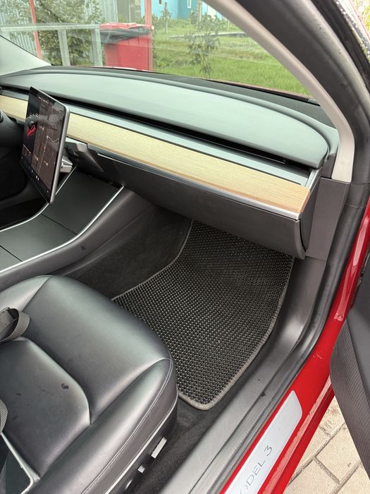 Tesla model 3 long range 2018