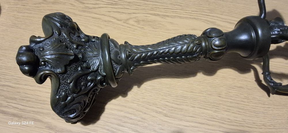 Piękny masywny świecznik pięcioramienny