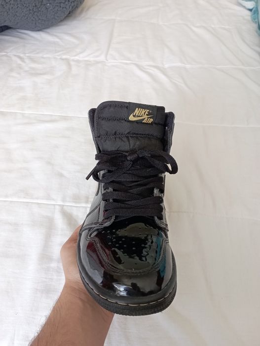 Jordan Black & Gold