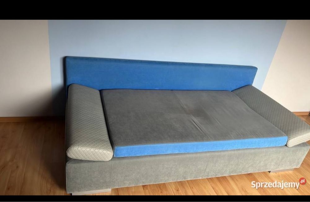 Sofa-Tapczan z pojemnikiem