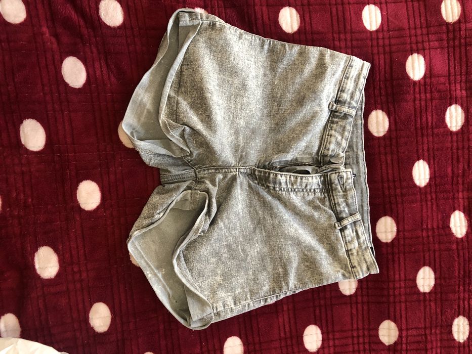 Речі для дівчини ,віддам