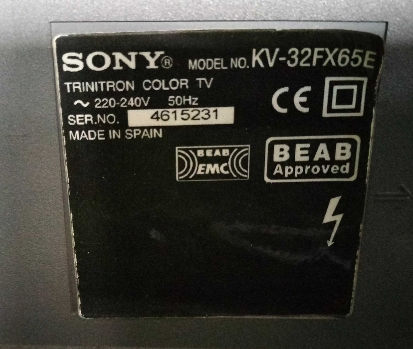 Televisao TV sony trinitron 32” / 80cm 100 mhz digital plus 120€