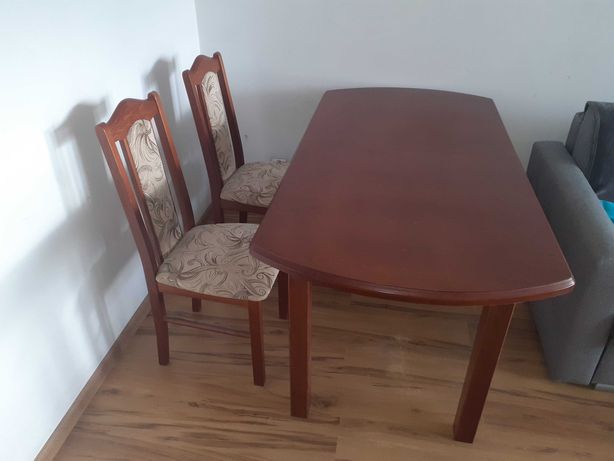 Stół drewniany rozkładany 4 krzesła