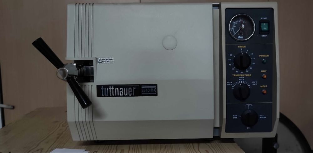 Autoclave tuttnauer 2540 MK avariada