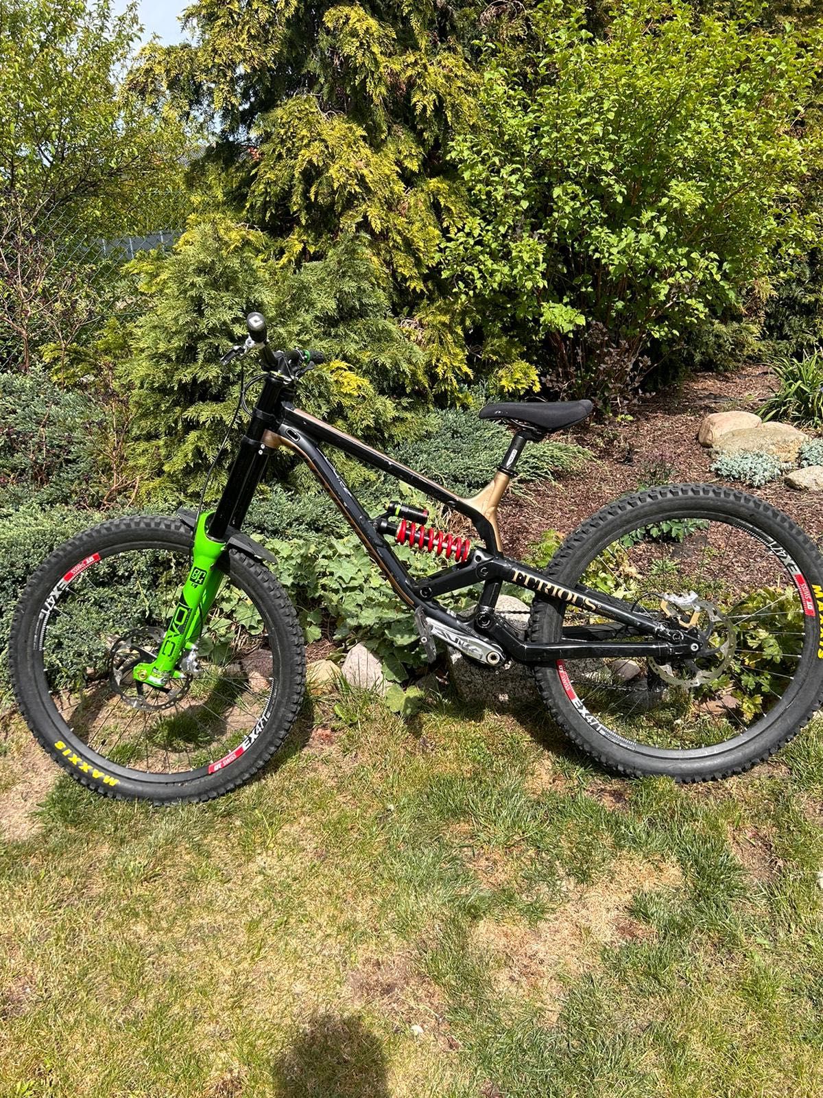 RAMA COMMENCAL 2020 Aluminiowa , stan bardzo dobry