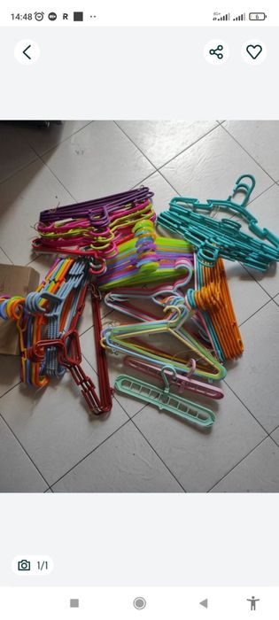 Cabides de roupa (NEGOCIÁVEL)