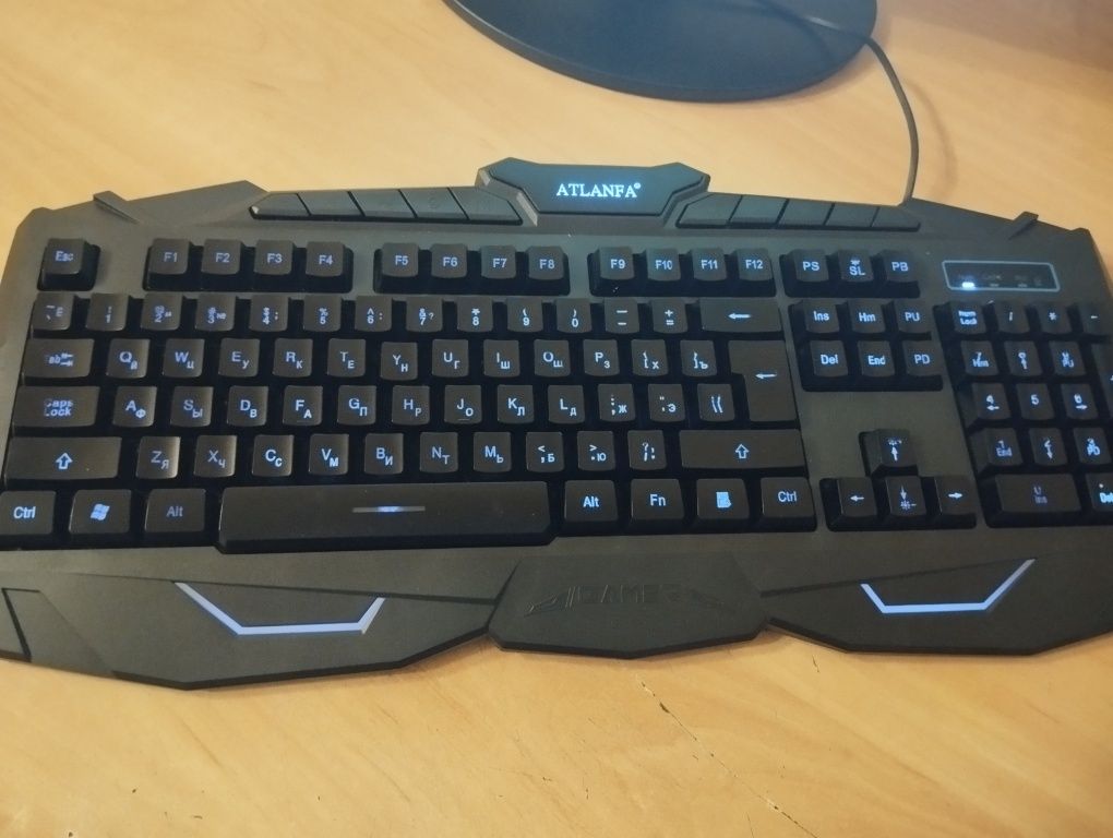 Клавиатура с мышкой игровая с подсветкой клавиш проводная