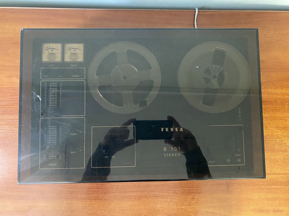 Котушечний бобінний магнітофон Tesla B 101 Stereo