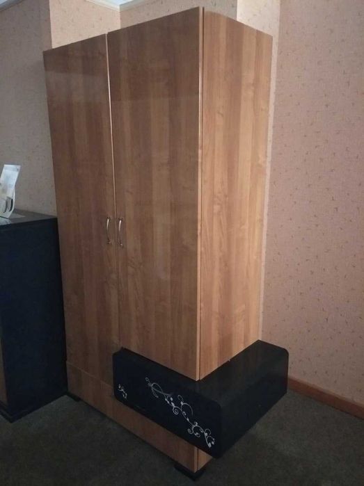 Шафа дводверна, повністю нова