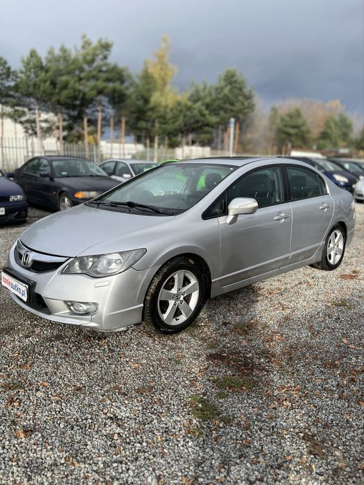 Honda Civic 4DR 1.8 Benzyna 140KM 2009r