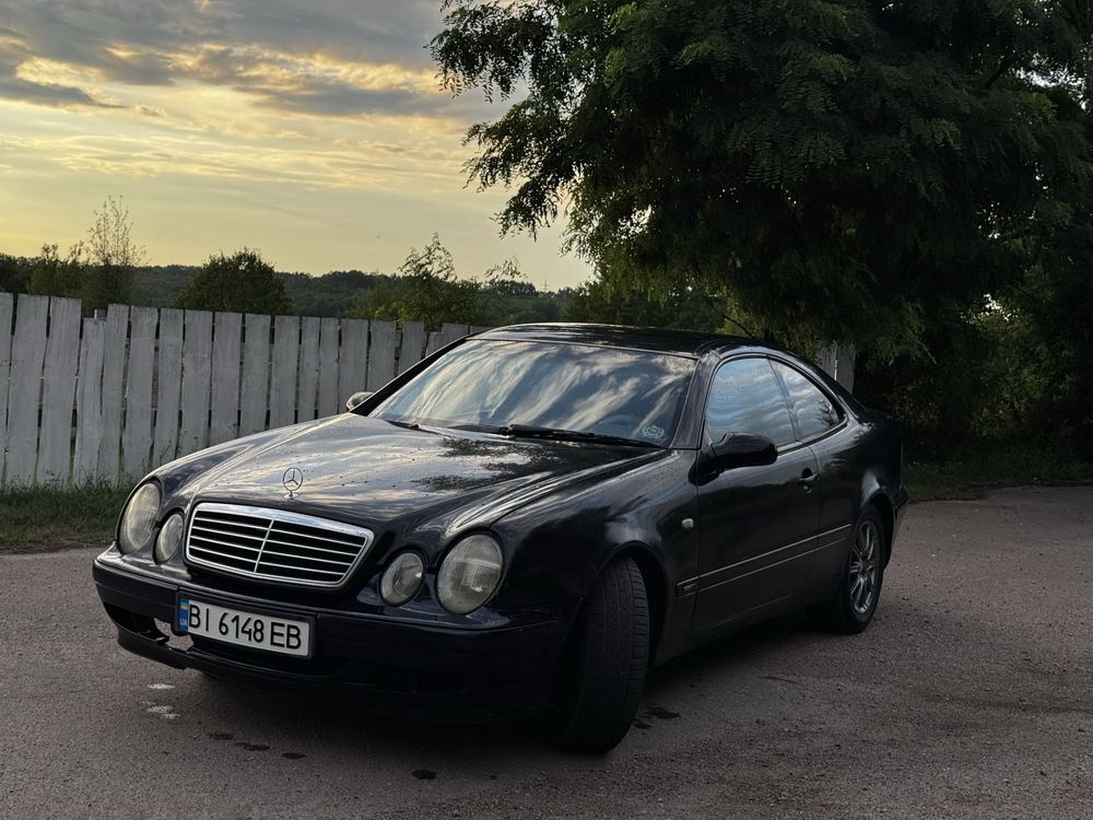 Продаж/обмін Mercedes-Benz CLK-200 у гарному стані