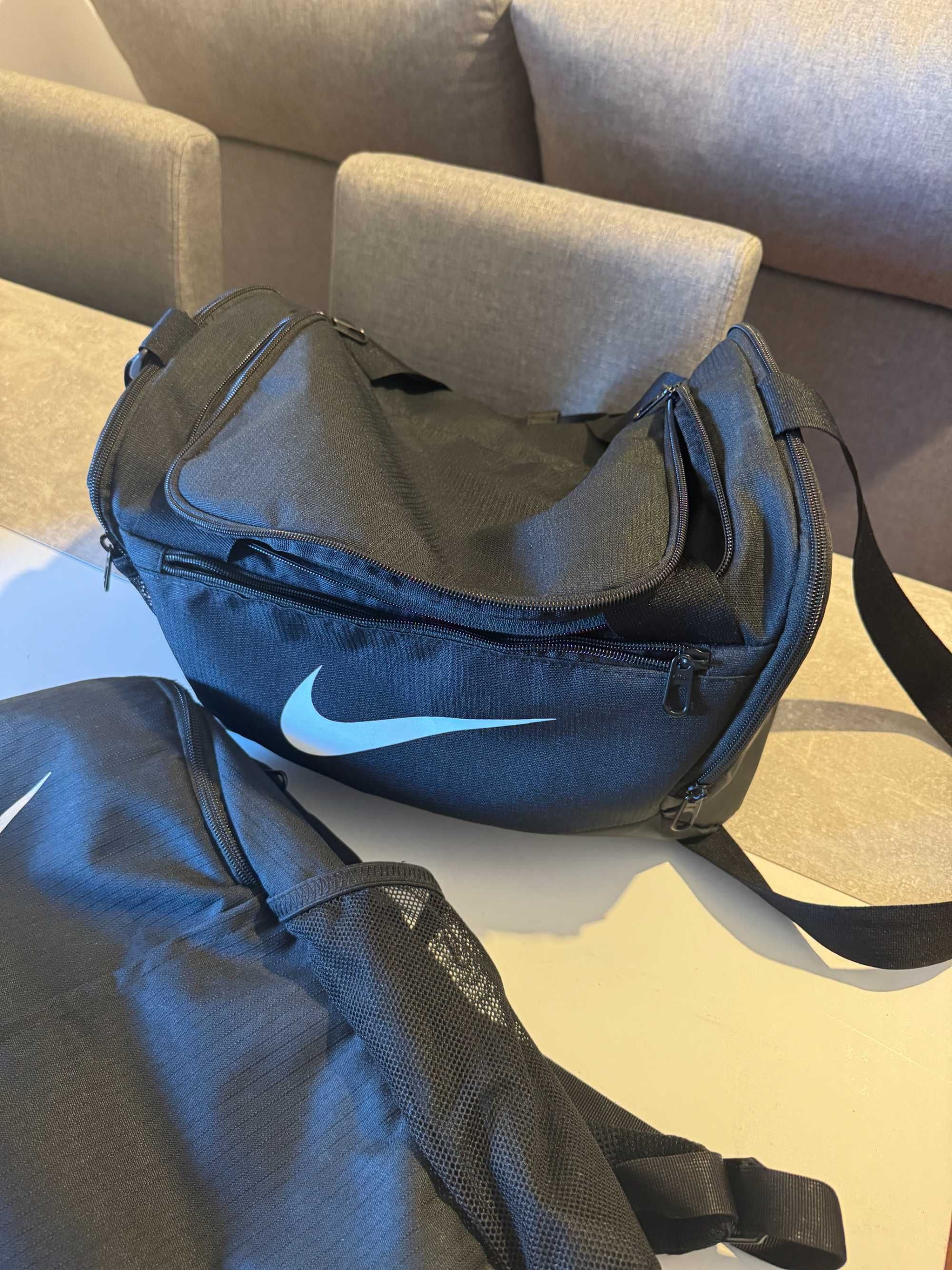 Mochila Nike Brasilia + Saco Brasilia - Como Novos