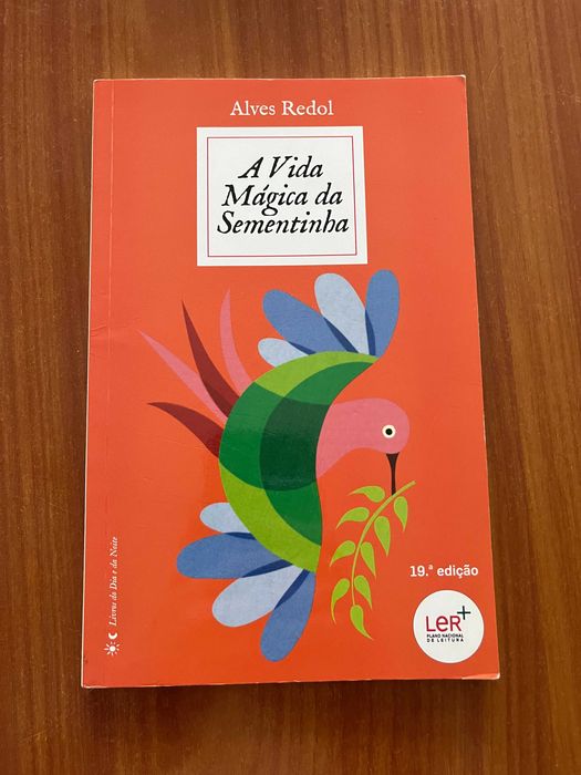 Livro "A vida mágica da Sementinha"