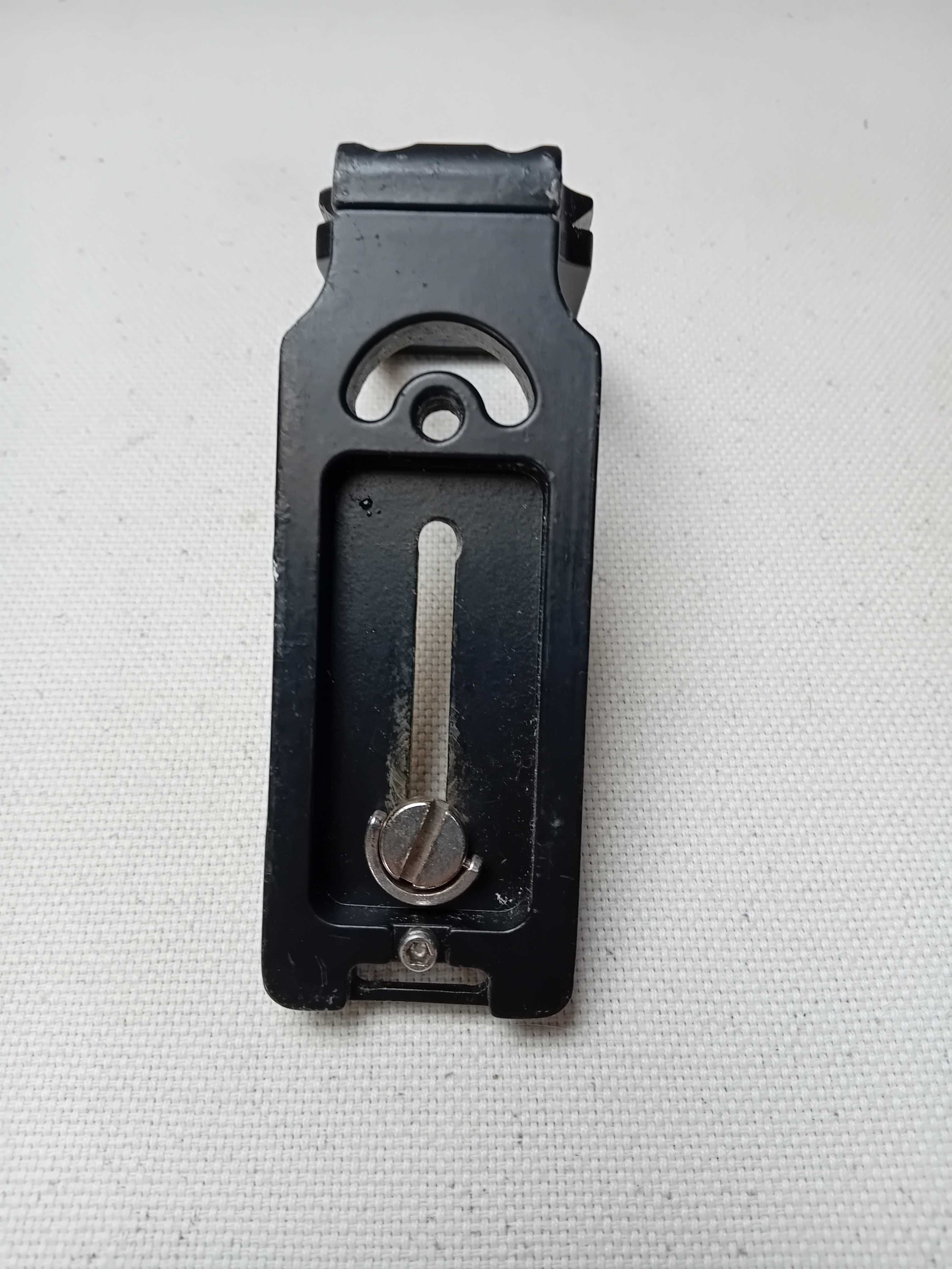 Suporte para cameras em forma L