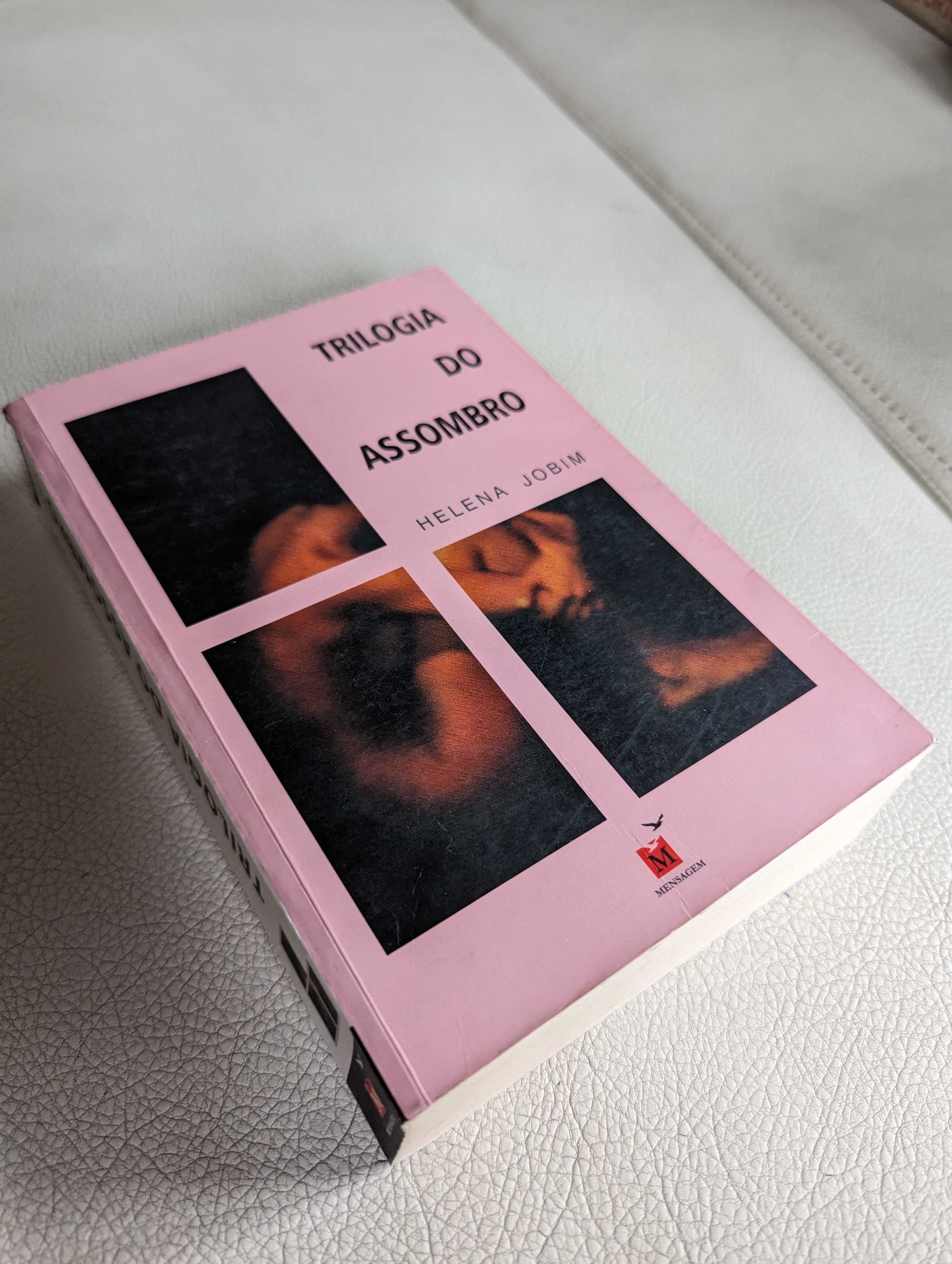 Trilogia do assombro