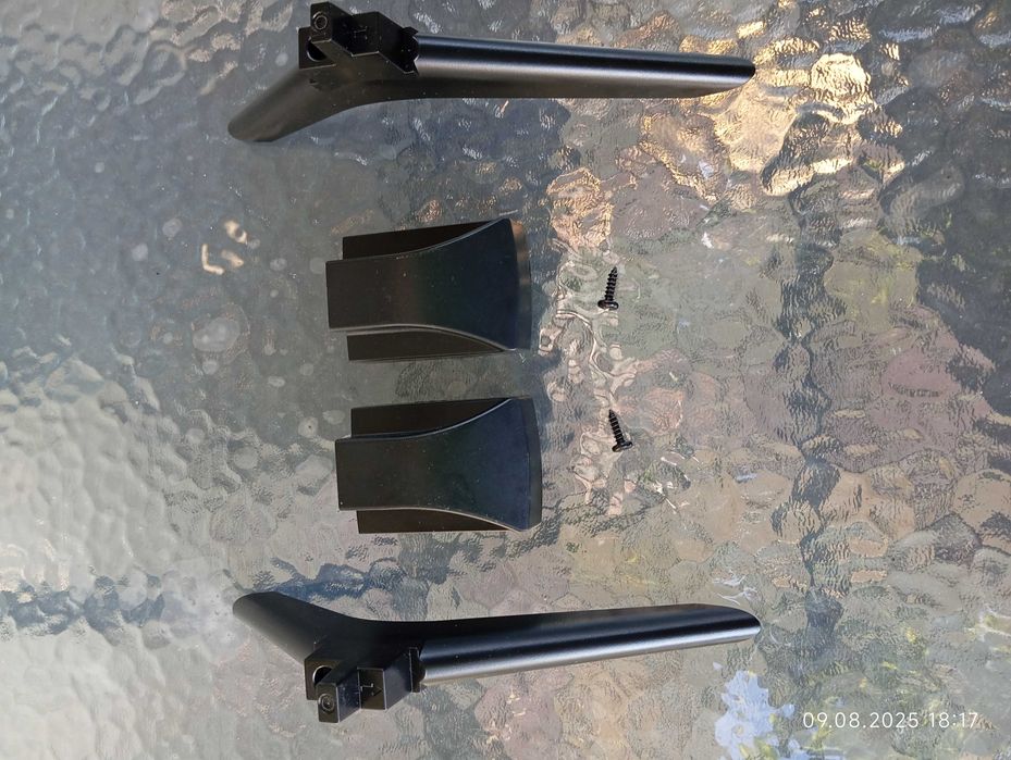 Ножки на телевизор Samsung.