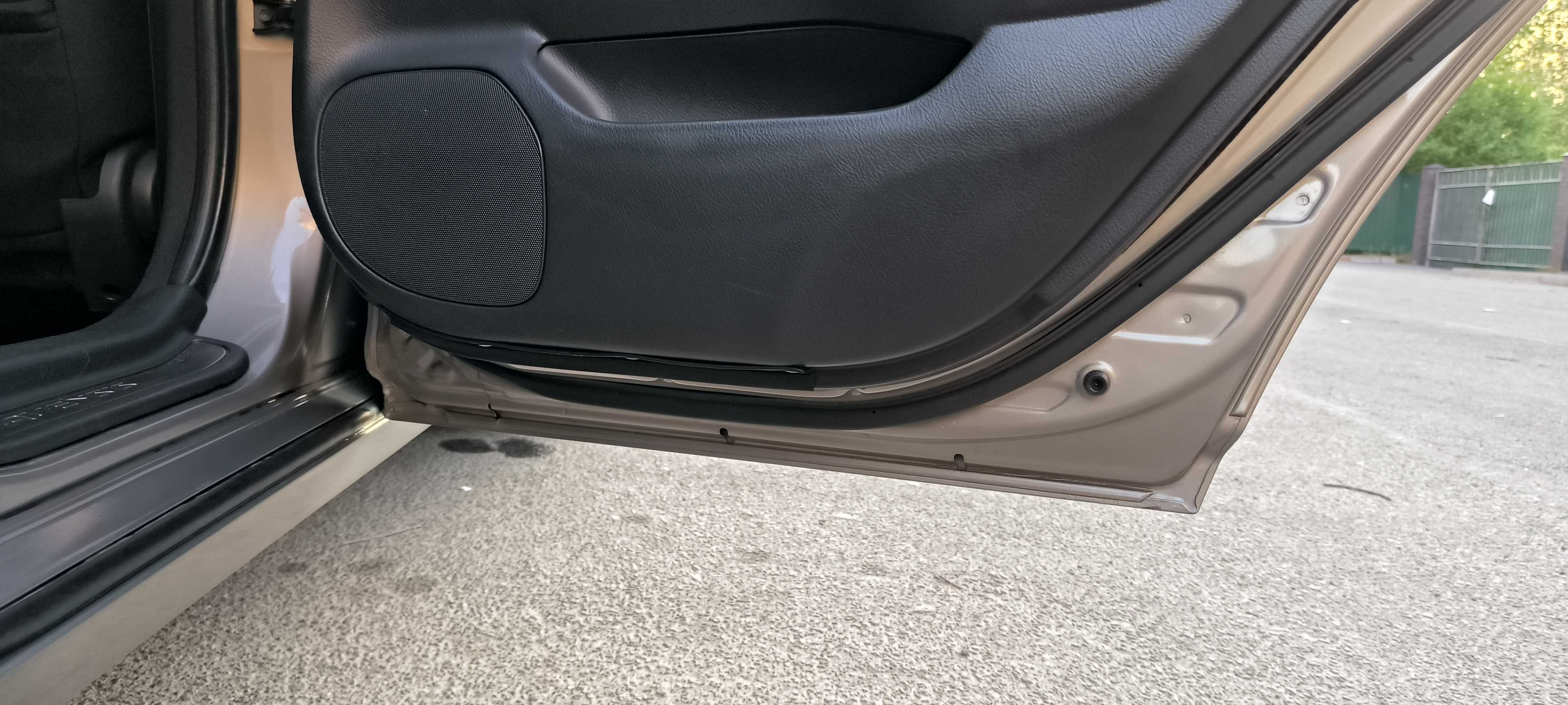 Продам Тойоту Авенсіс