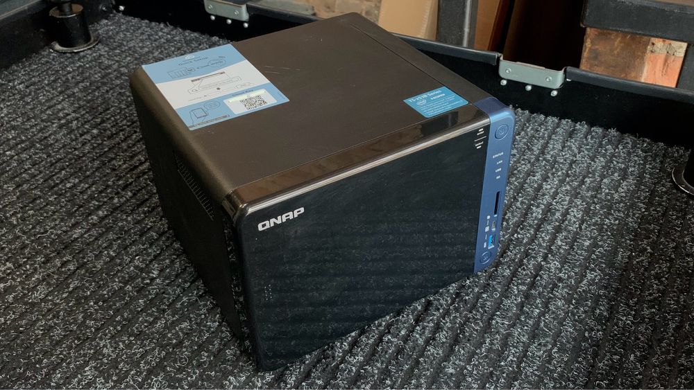 Serwer plików NAS QNAP TS-653B FV23% 6HDD 4x1.5-2.3GHz 4GB 5xUSB 2xLAN