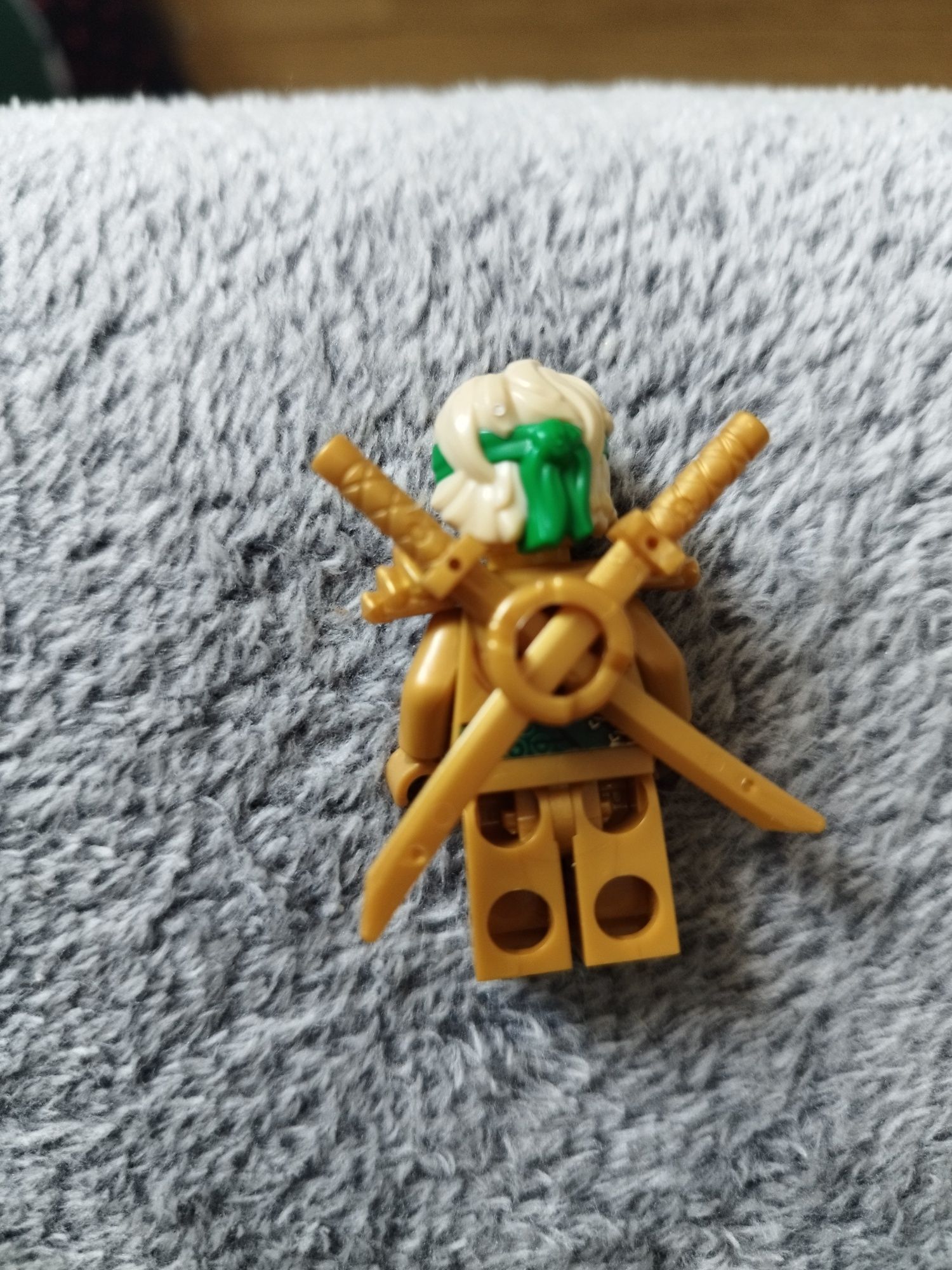 Figurka LEGO Ninjago njo640 Lloyd jak nowa + akcesoria