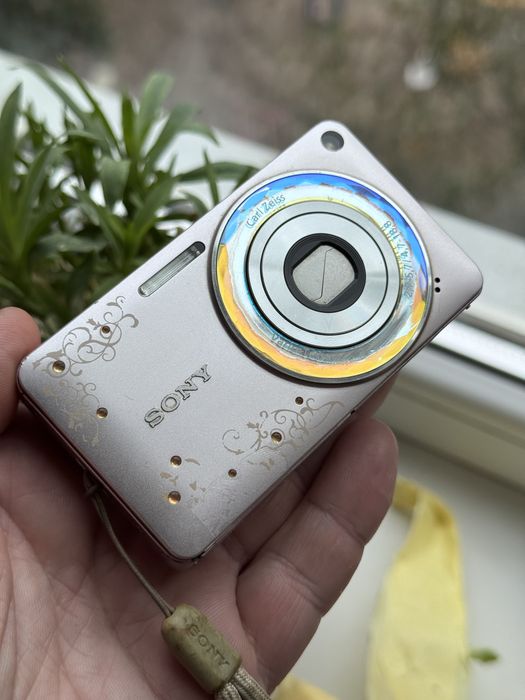 Цифровой фотоаппарат Sony Cyber -Shot DSC-W350D