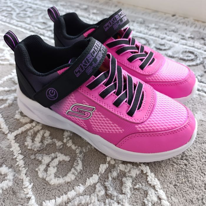 Кросівки Skechers для дівчинки