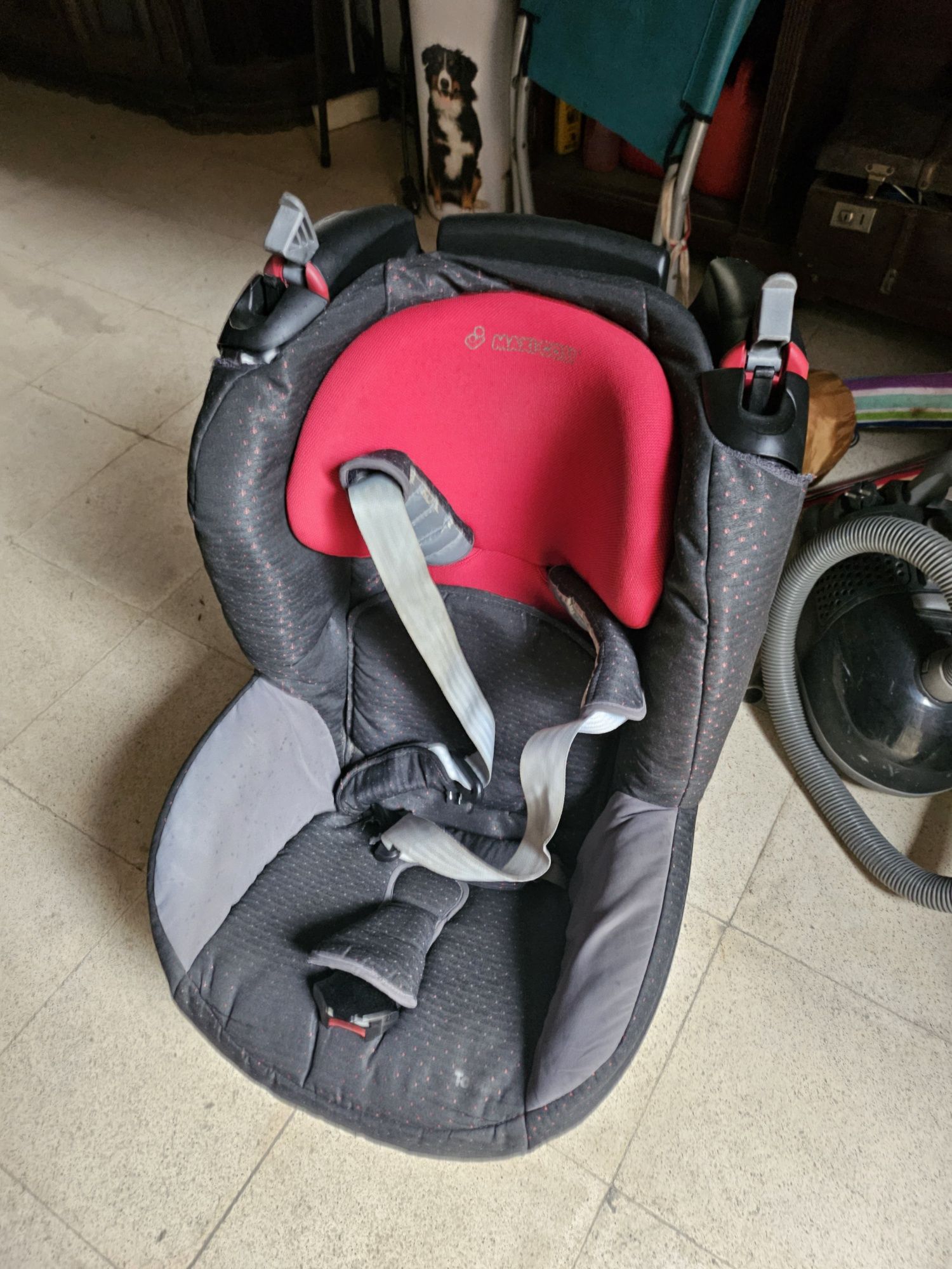 Cadeirinha auto usada