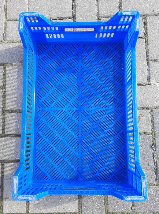 Sprzedam skrzynki plastikowe na owoce i warzywa BARDZO WYTRZYMAŁE
