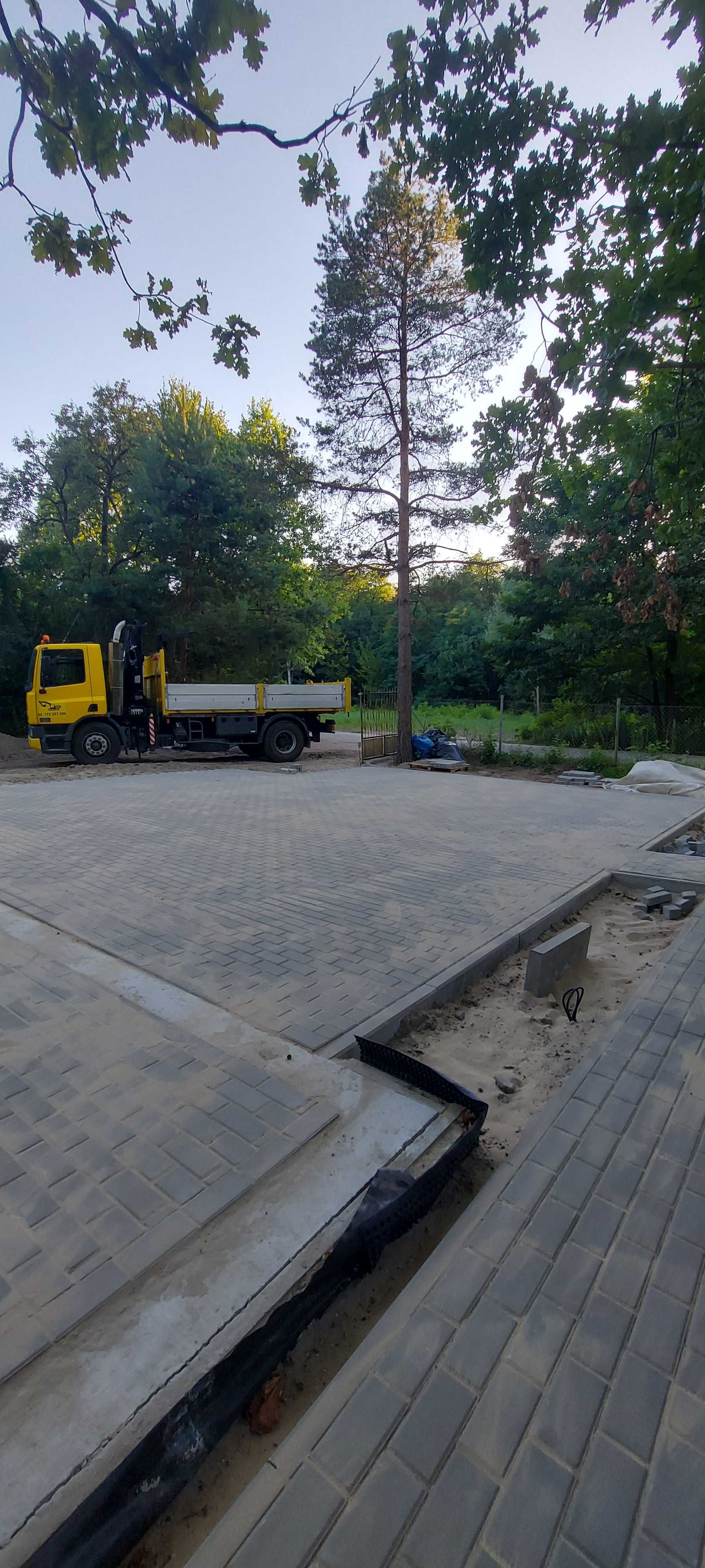 Budowa parkingów i dróg, Usługi koparką Transport HDS Warszawa-okolice