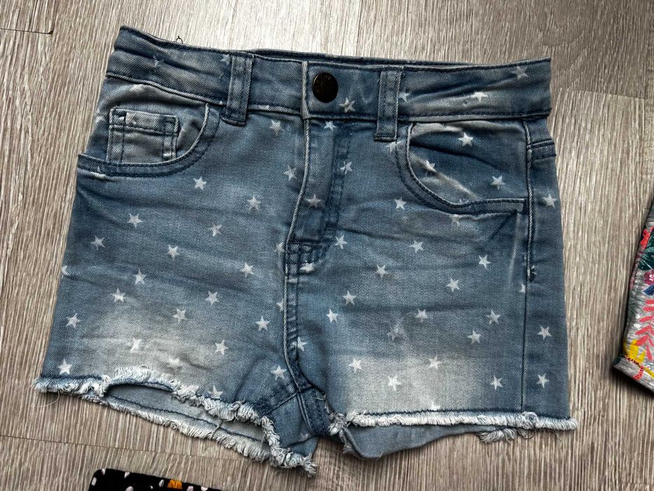 Krótkie spodenki, r. 110/116, 5 sztuk