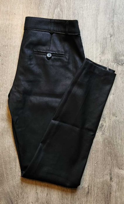 Eleganckie spodnie damskie z pięknym zamkiem na łydkach rozmiar XS/ 34