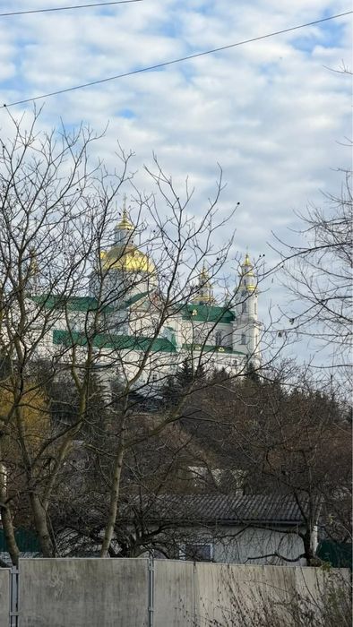 Будинок в Почаєві біля Лаври