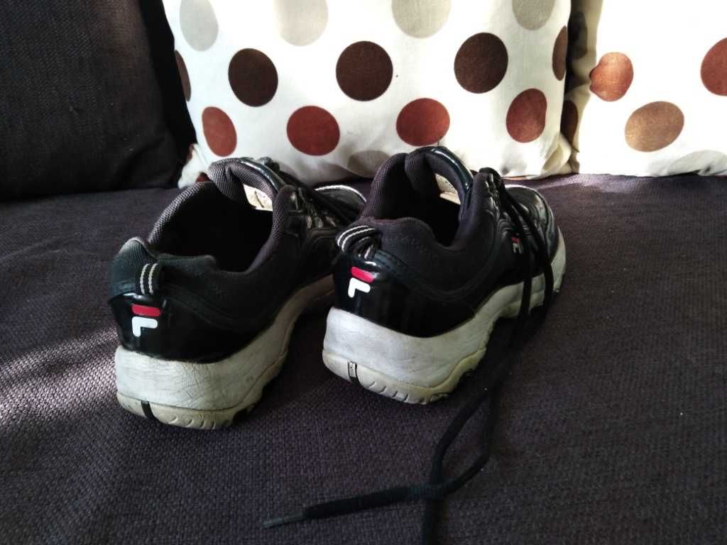 Fila buty damskie Strada Low czarne lakierowane 37