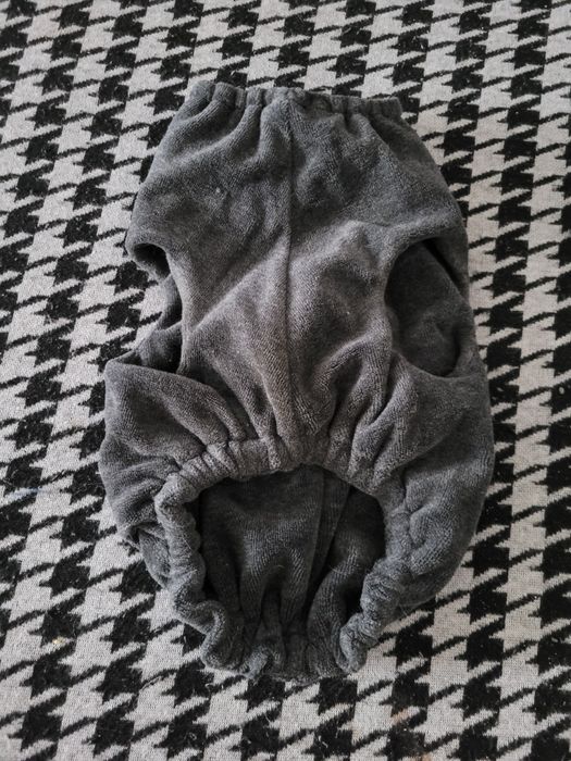 Welurowa bluza dla małego pieska xs