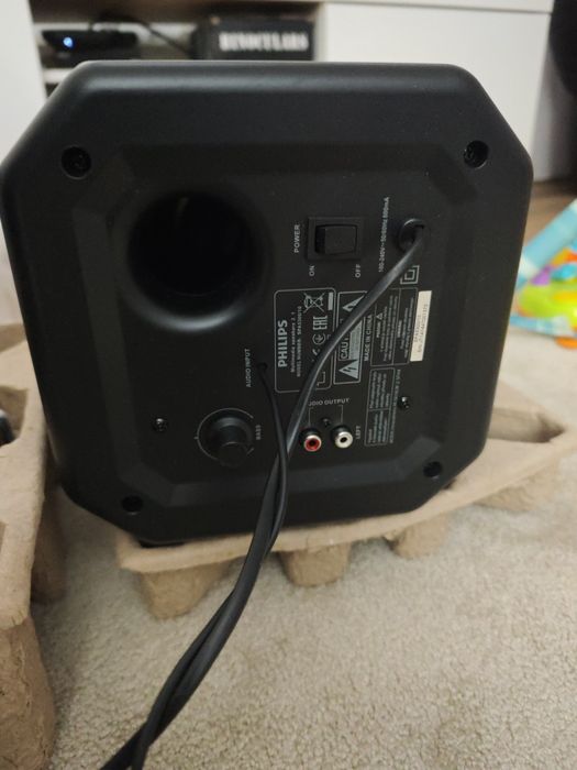 Colunas Philips 100w