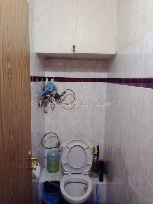 Продаж недорого 4 к. квартири в затишному ДВРЗ!