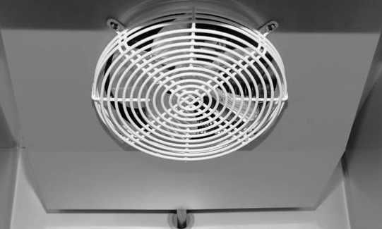 Szafa chłodnicza 1-drzwiowa 600 l ze stali nierdzewnej Yato 05215