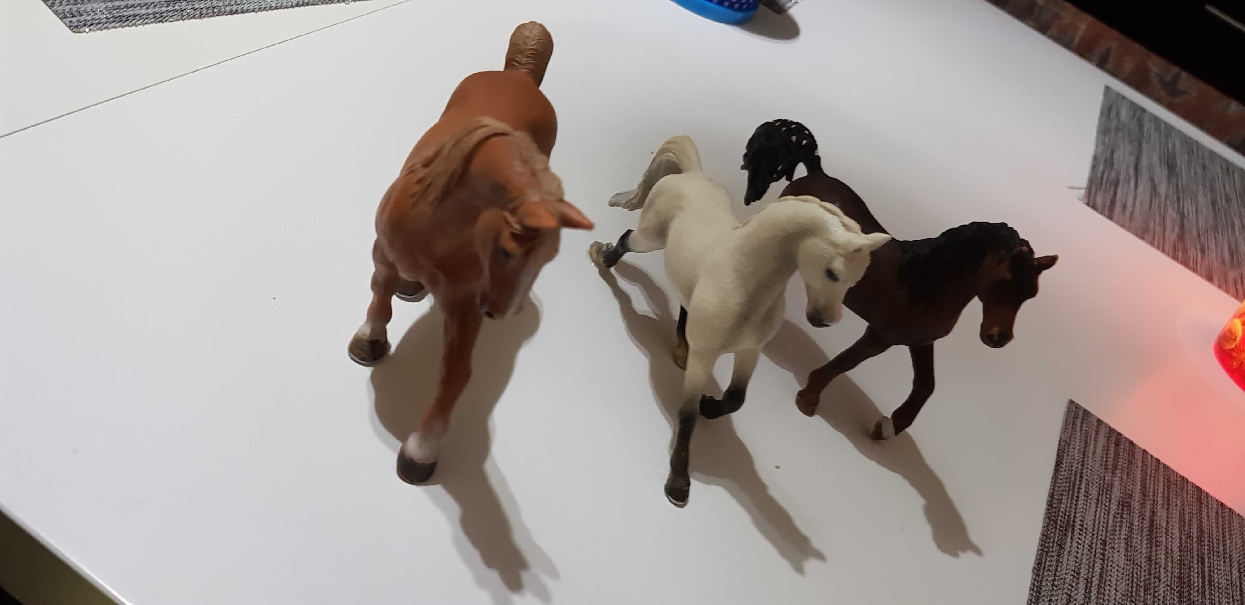 Konie Schleich 3 sztuki