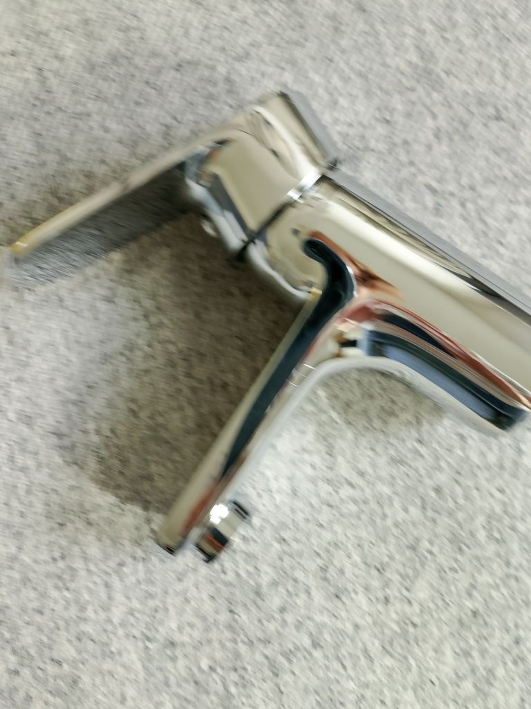 Bateria umywalkowa chrom