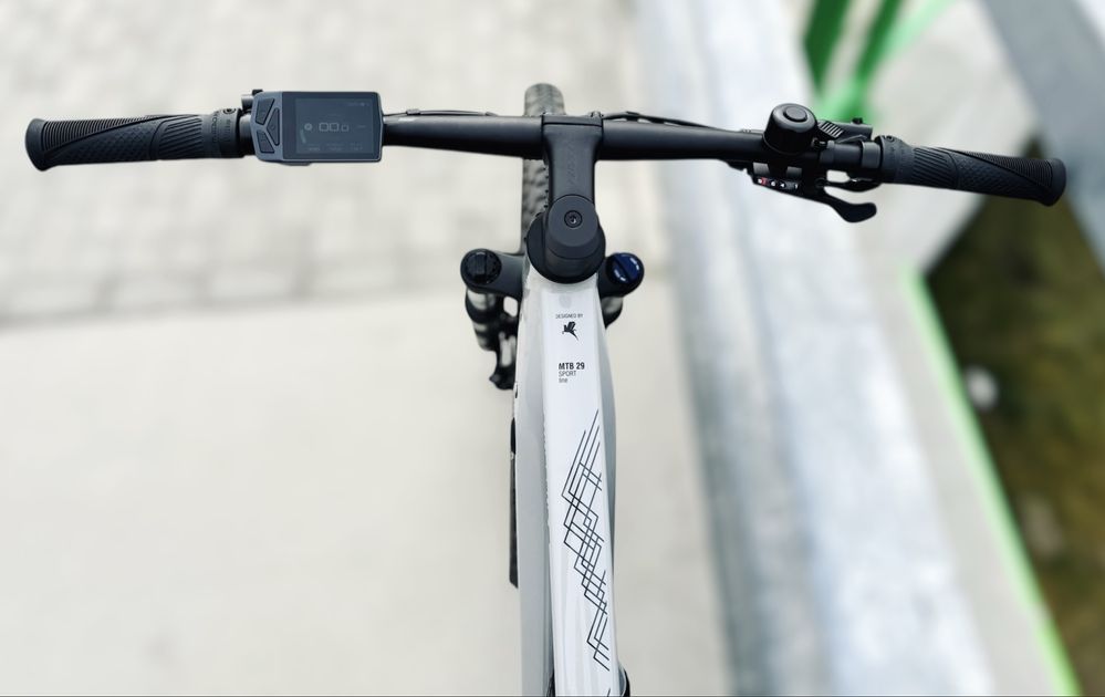 Rower elektryczny ROMET e-Mustang 1.0 725WH rozmiar L szaro-czarny