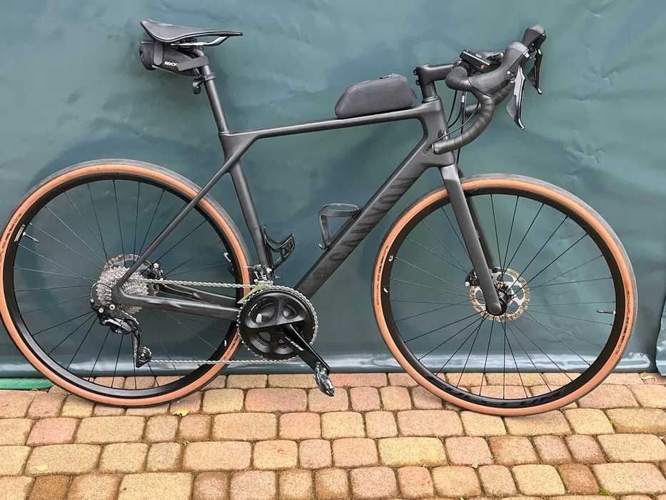 Canyon Endurace CF 7 – gotowy na długie dystanse!