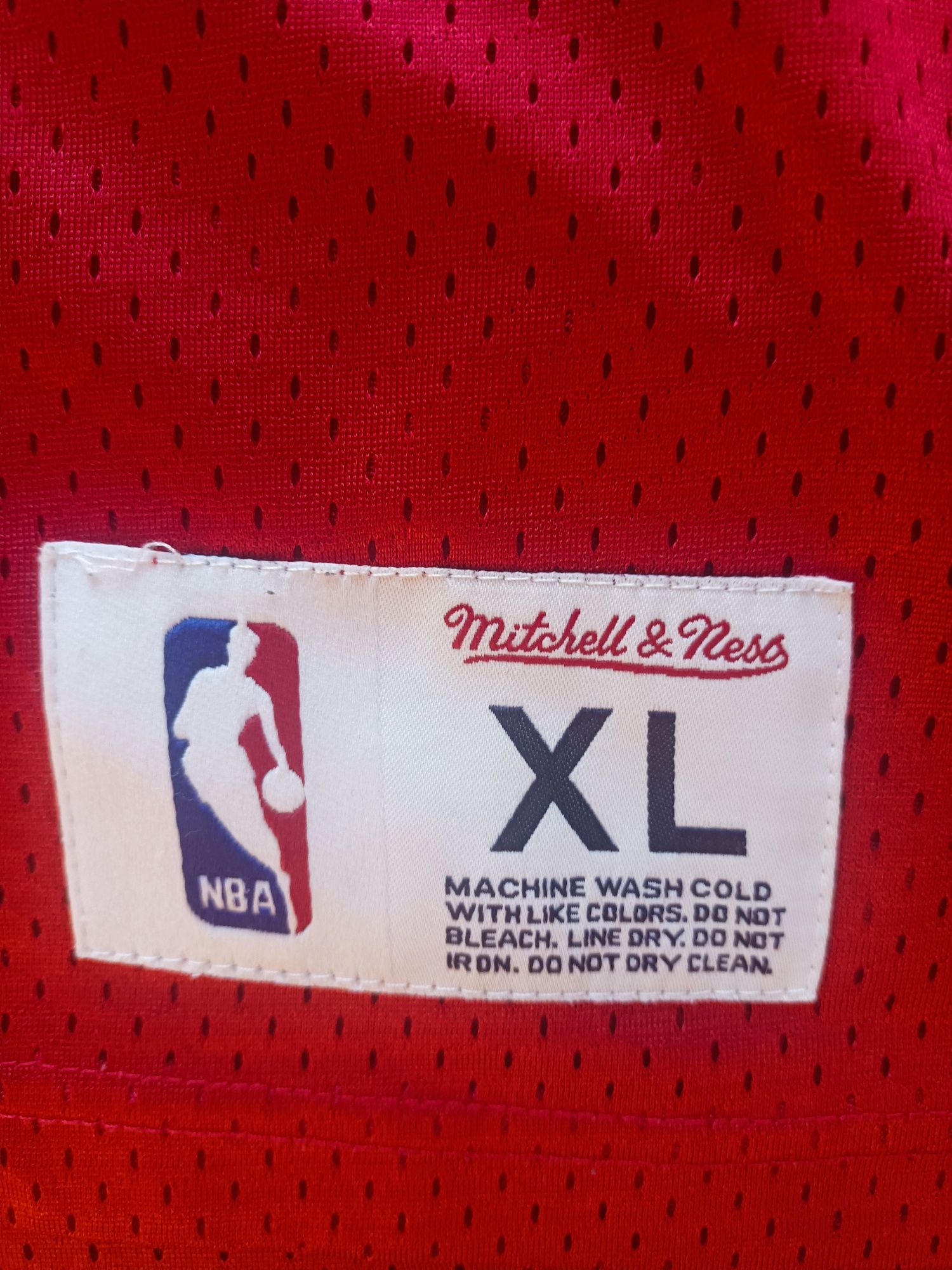 Czerwony bezrękawnik Mitchell&ness Chicago Bulls