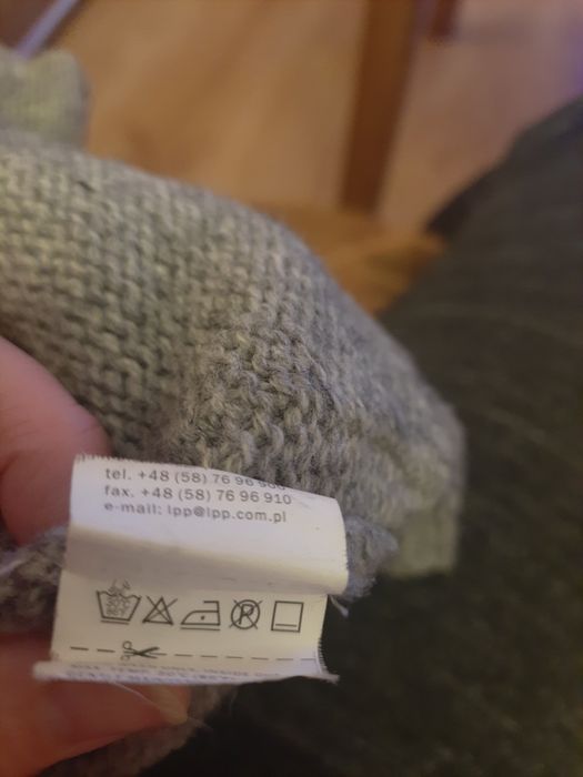 Kamizelka damska bez rękawów wełna Reserved S