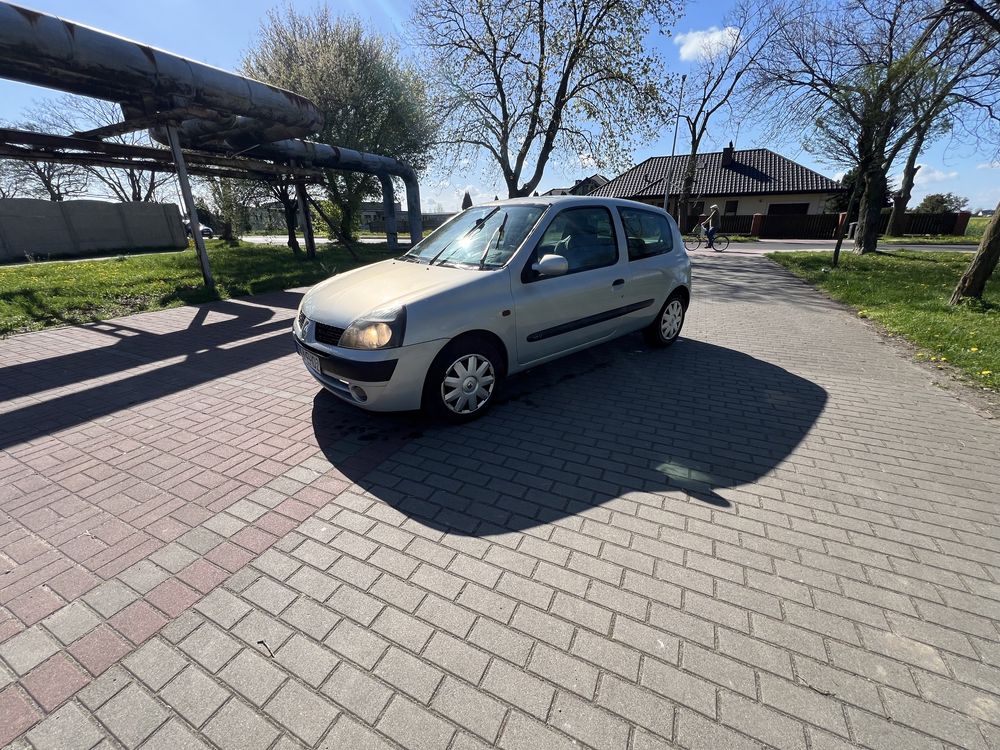 Sprzedam Renault Clio 1.2 benzyna ! Śliczne !