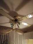 Lampa z wentylatorem sufitowa