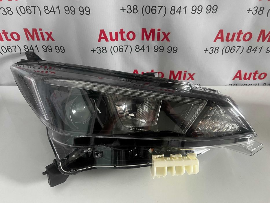 Фара Nissan Leaf 2 260105SH0A Led на 1 лінзі