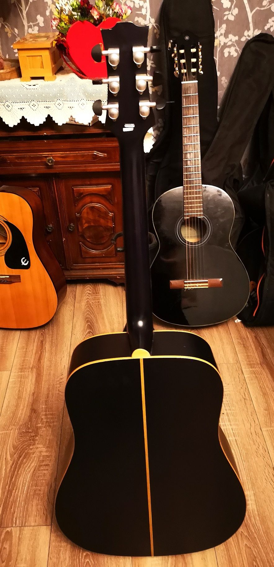Gitara akustyczna Baton Rogue