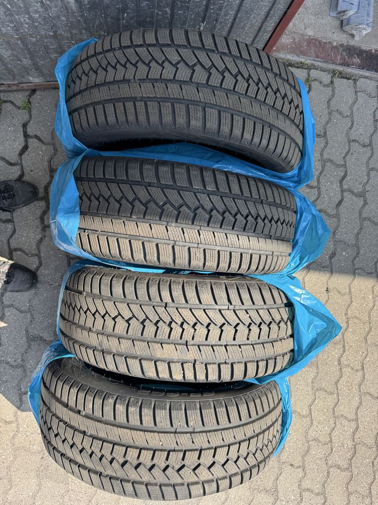 Opony zimowe 255/45/20