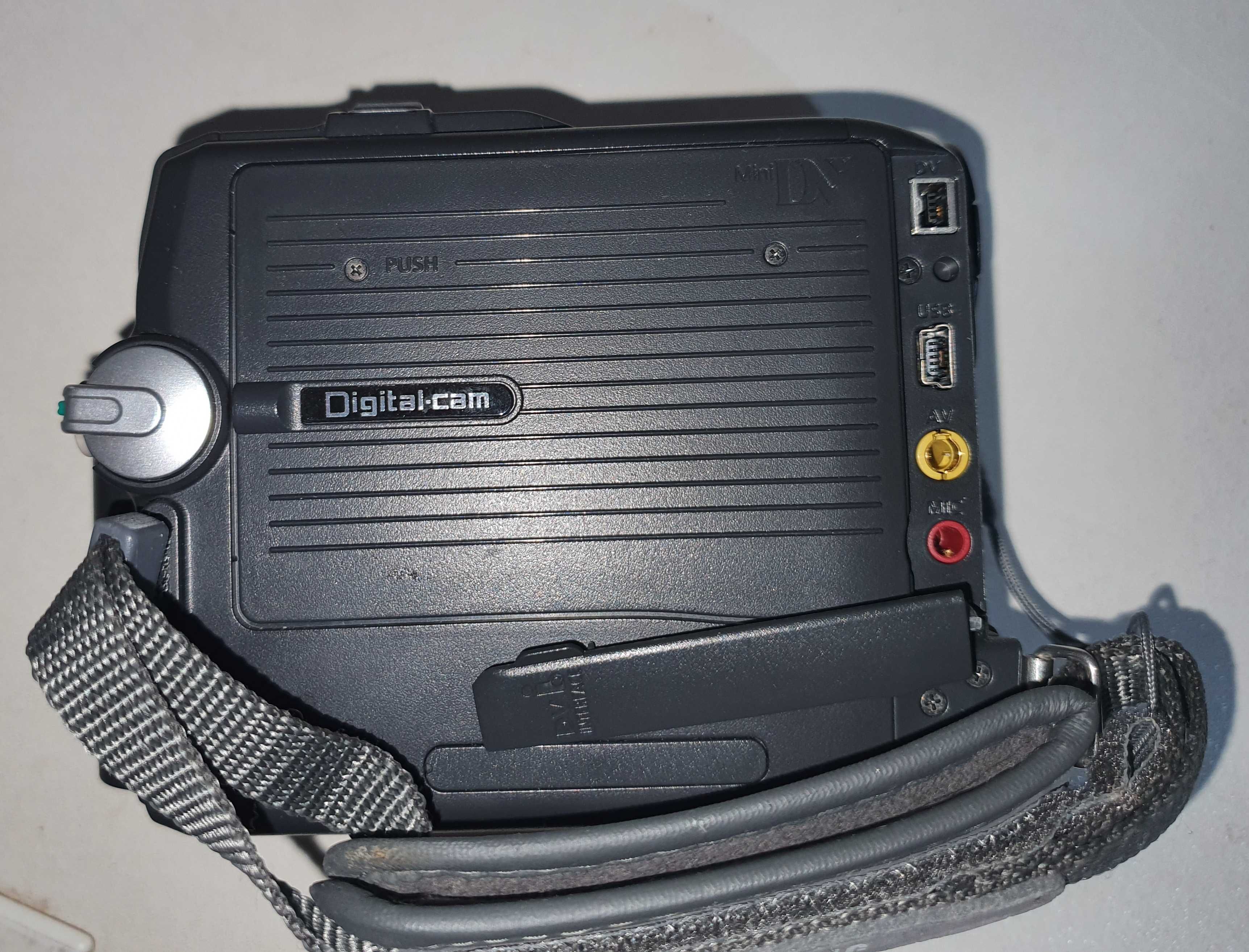 Vende-se Máquina de filmar Samsung VP-D-351 para peças.