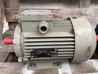 Электродвигатель_ АИР 80 В6 У3_ 1,1 кВт/925 об.,220-380 V,Новый.